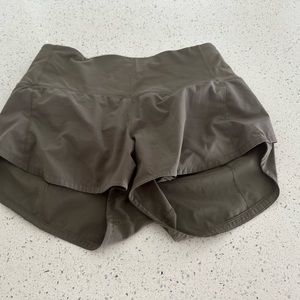 LULULEMON olive green Speed Up Shorts - Size 4